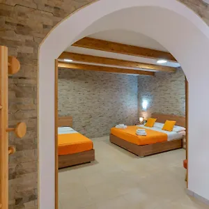 Domos La Corte Ghibellina Gasthuis Iglesias