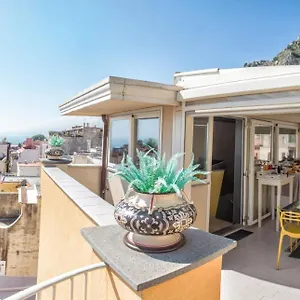 https://casa-turrisi.sicilyhotelsitaly.net